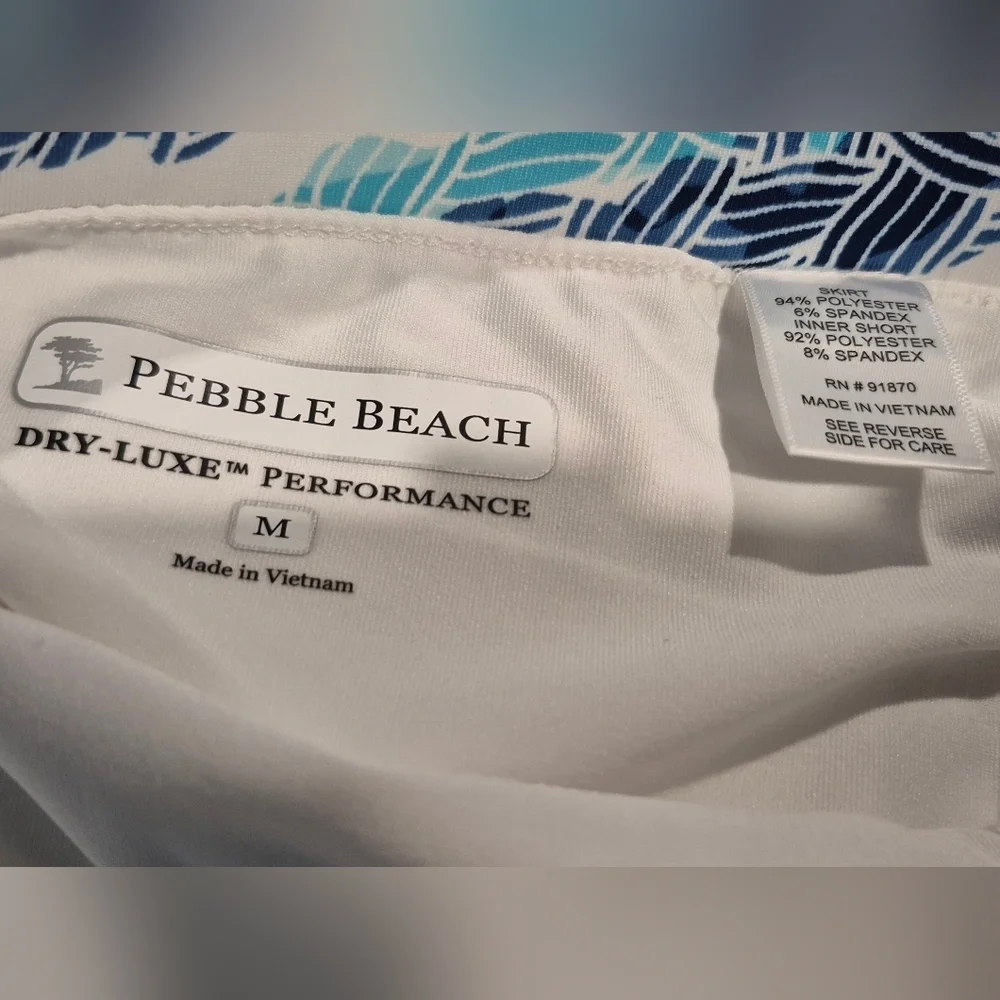Pebble Beach Pink and Blue Leaf Print Mini Skirt